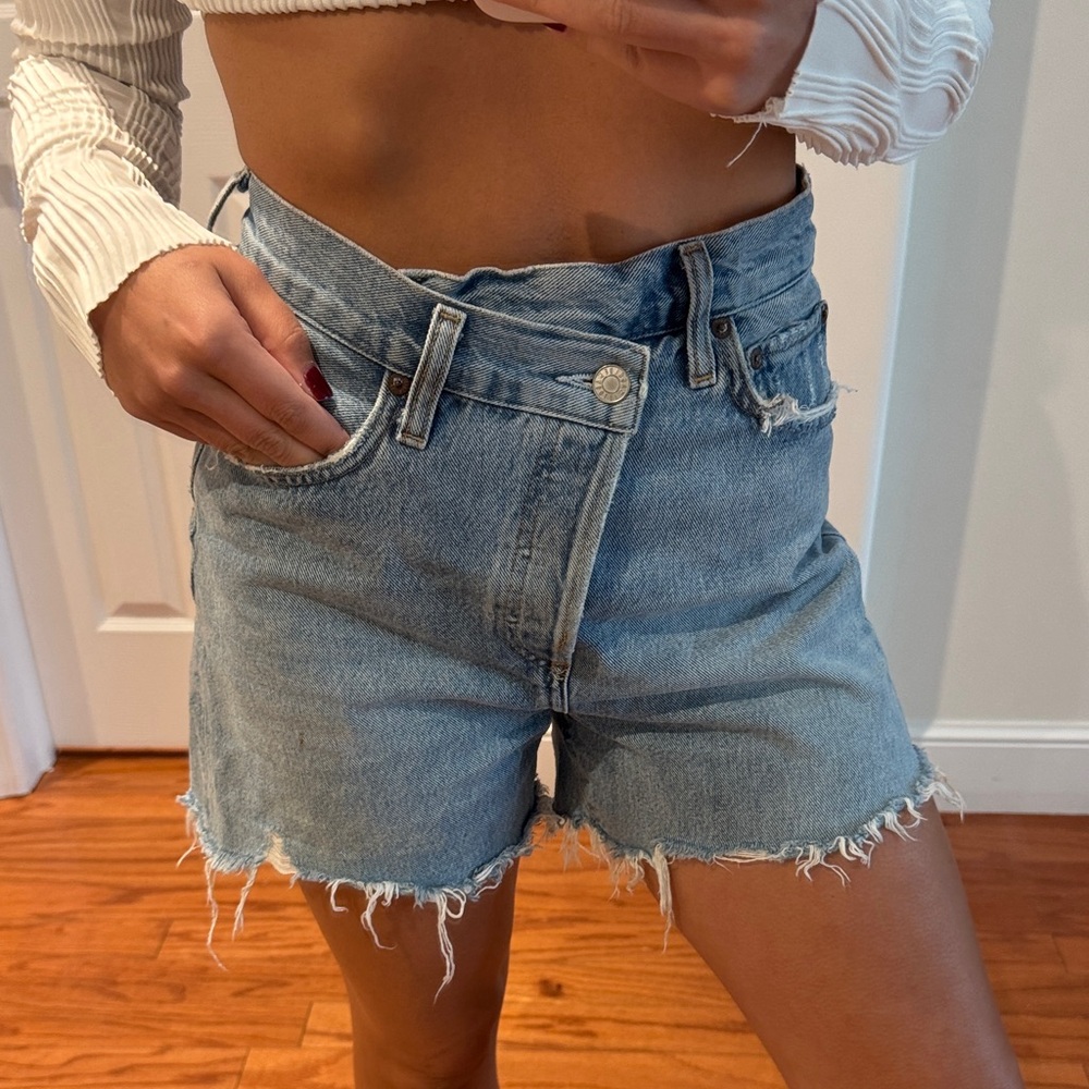 AGOLDE criss cross jeans Light Wash Denim Frayed Hem Women's Shorts SIZE 25